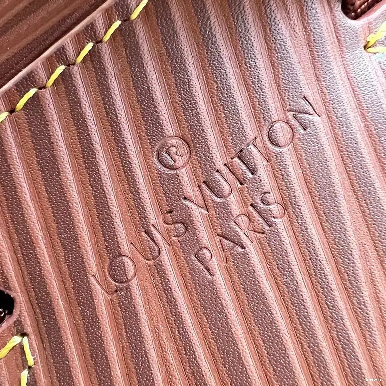 Bags 2311YA0172 LV 0814